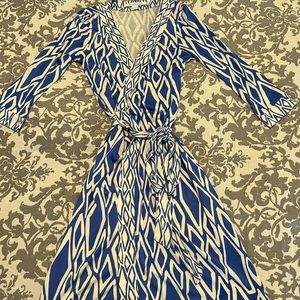DVF, wrap dress. Size 6.
